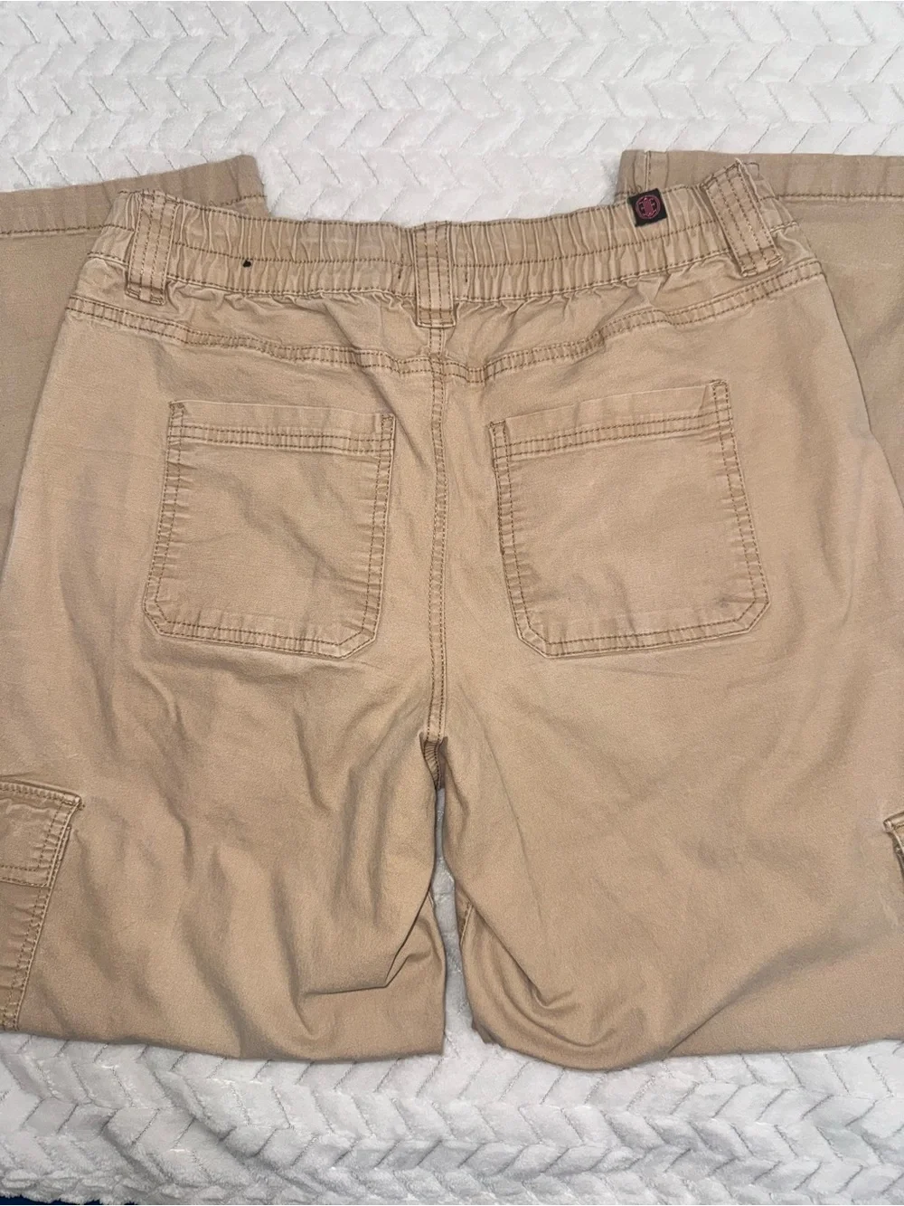N/A comfortable tan